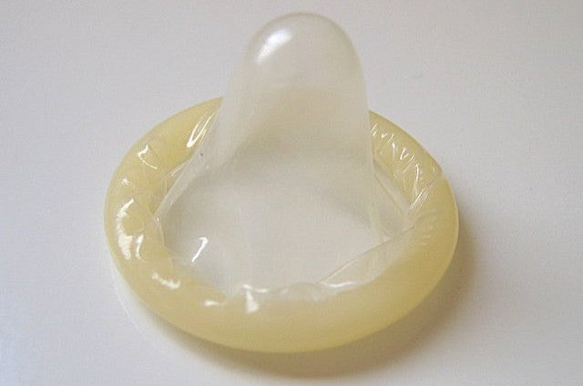 Veilig en sensueel: Alles wat je moet weten over het gebruik van condooms