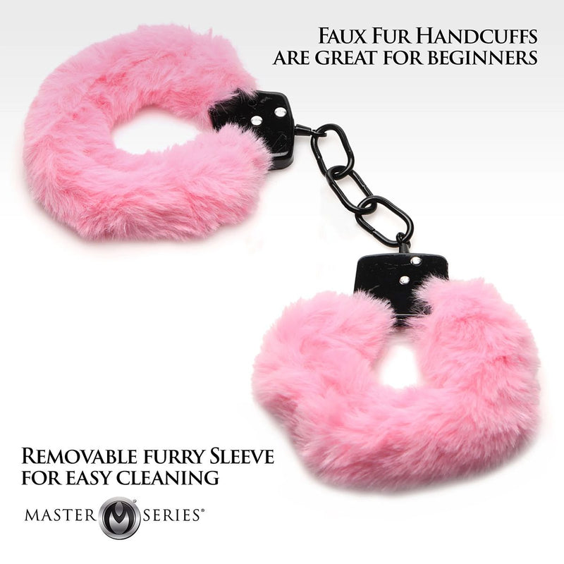 Master Series - Cuffed In Fur - Metalen Handboeien met Kunstbont - Roze-Erotiekvoordeel.nl