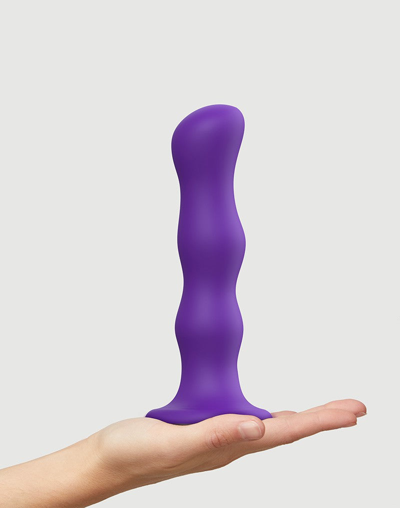 Strap-On-Me - Anaal Dildo/Buttplug Geisha Balls Met Losse Roterende Balletjes - Paars-Erotiekvoordeel.nl