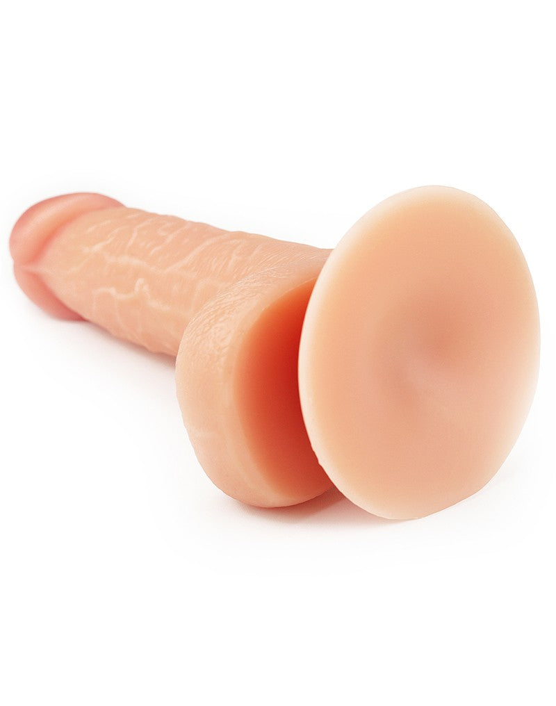 Lovetoy - The Ultra Soft Dude Realistische Dildo - 18 x 4 cm-Erotiekvoordeel.nl